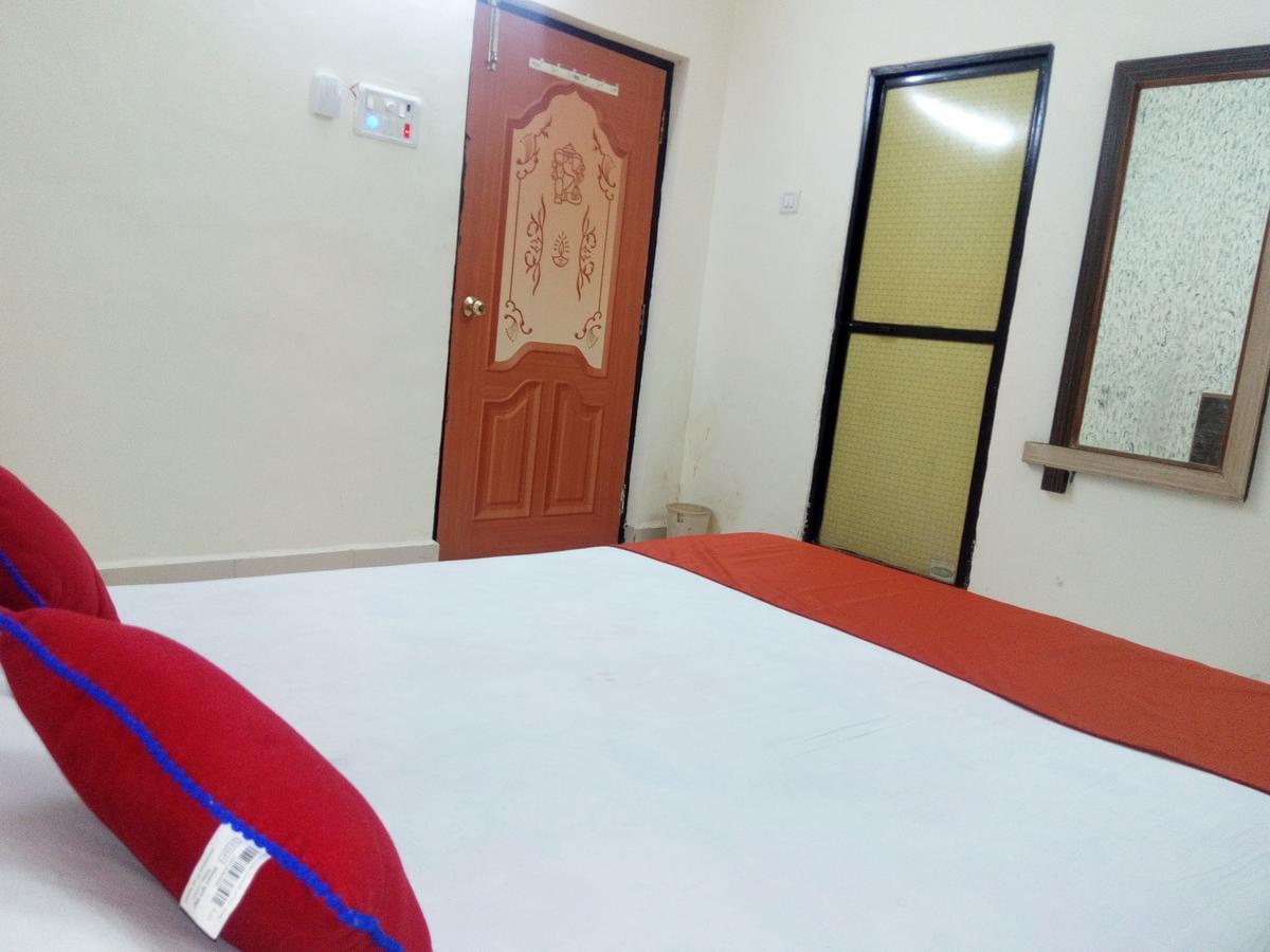 Hotel Sai Samrat Inn Panvel Bagian luar foto