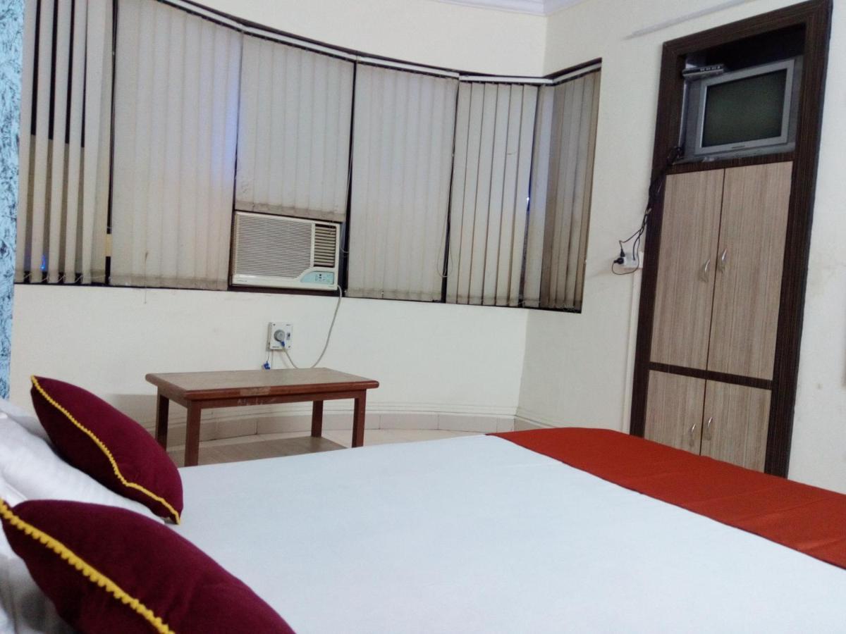 Hotel Sai Samrat Inn Panvel Bagian luar foto